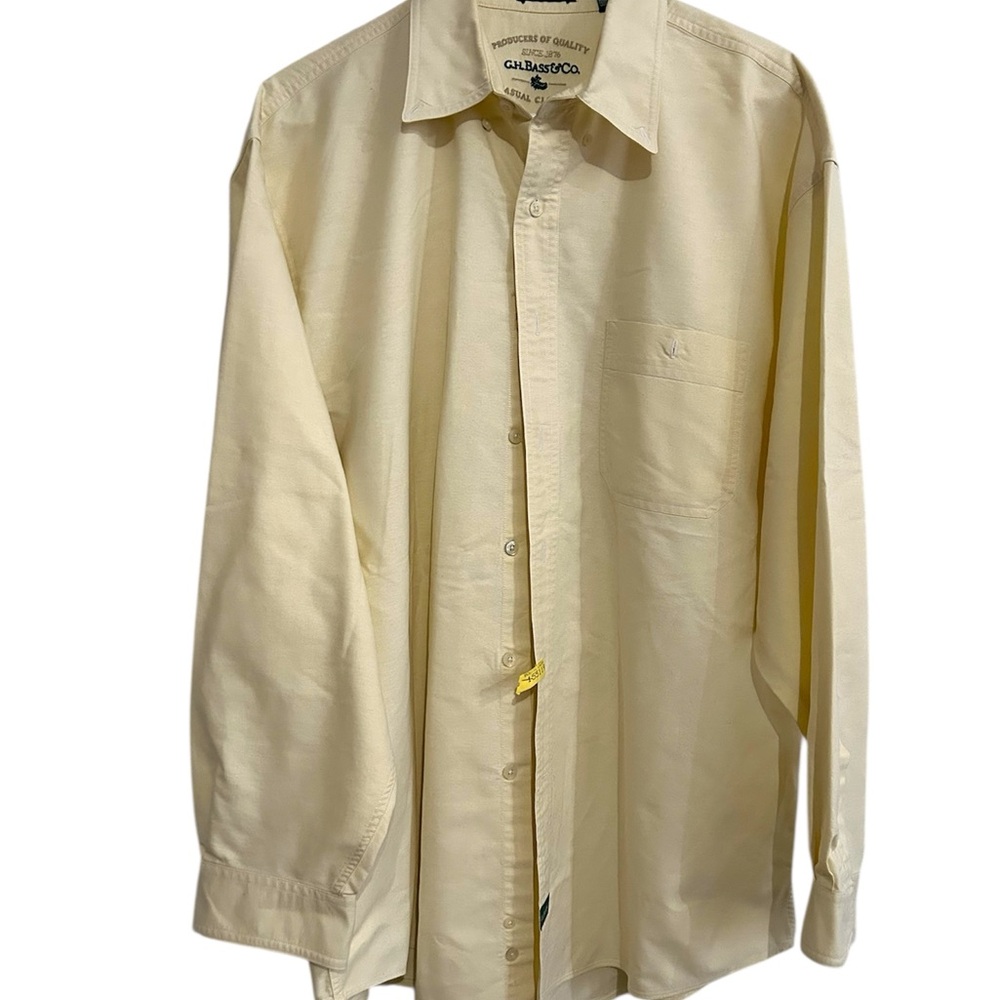G.H. Bass & Co. Cream Casual Button Down Shirt